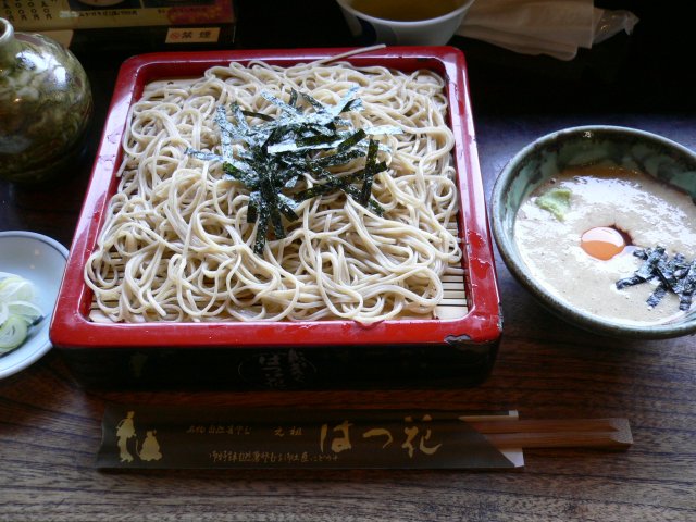 はつ花の自然薯蕎麦